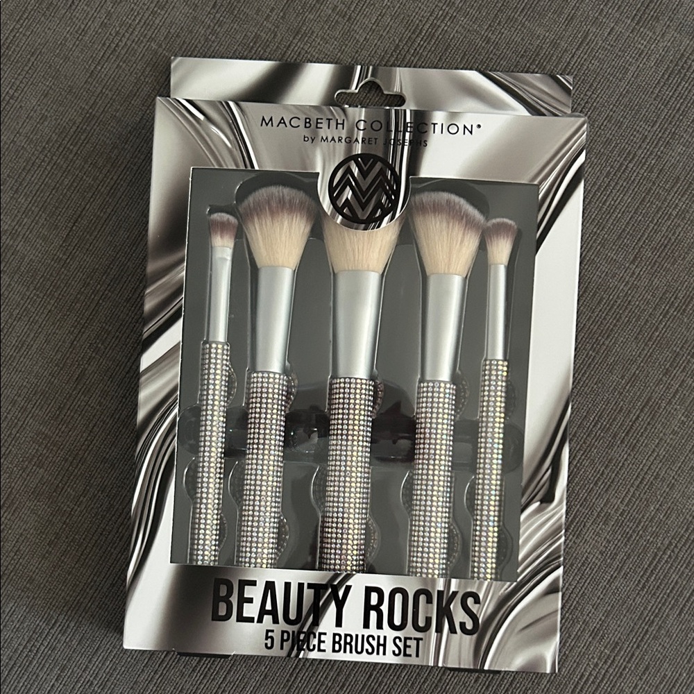 MACBETH COLLECTION Beauty Rocks Rhinestone Bling Brush Set 5 pieces NEW